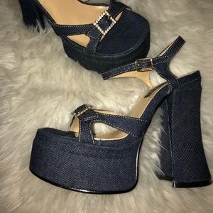 💕Denim platforms💕💕